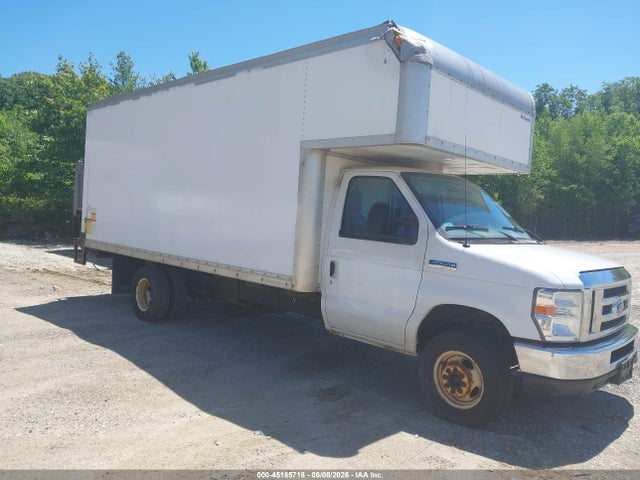 Salvage Ford E-450 Image