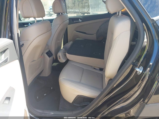 Hyundai TUCSON Se Plus
