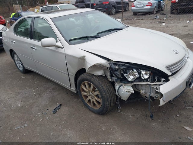 Salvage Lexus Es Image