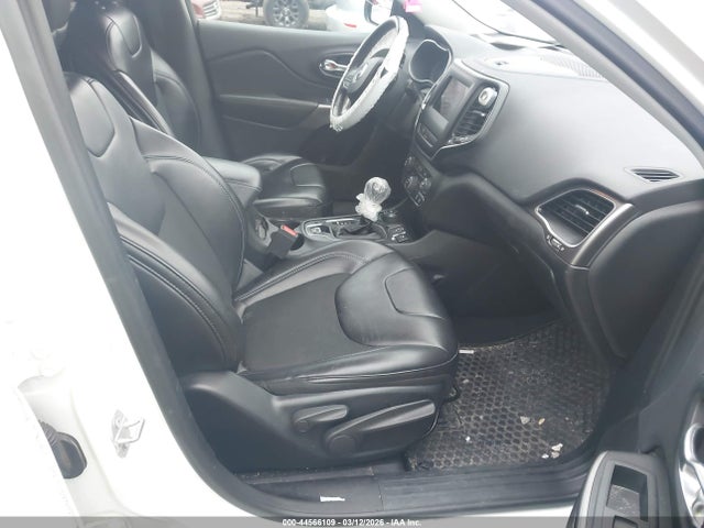 Jeep Cherokee Latitude Plus 4x4
