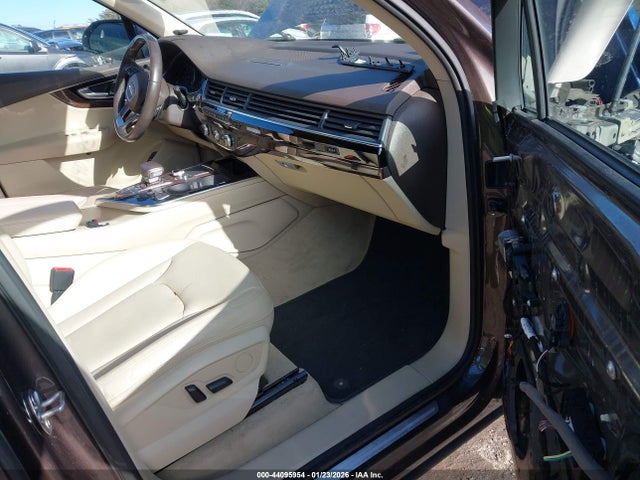 Audi Q7 3.0t Premium