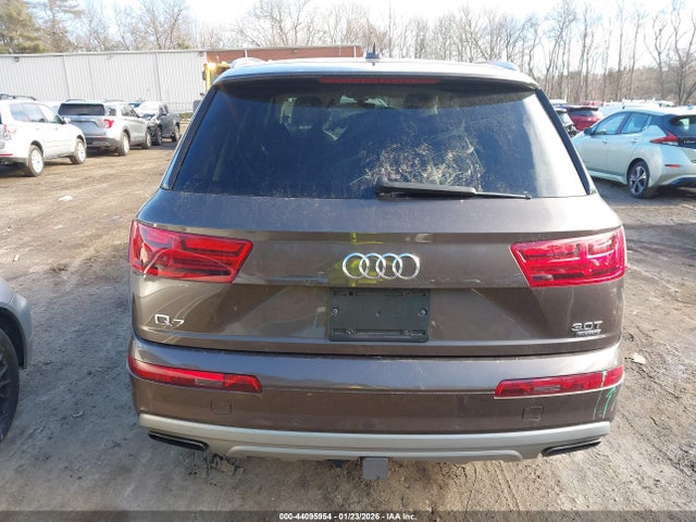 Audi Q7 3.0t Premium