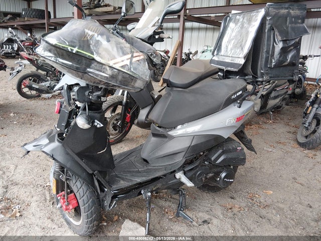 Zhilong St Scooter