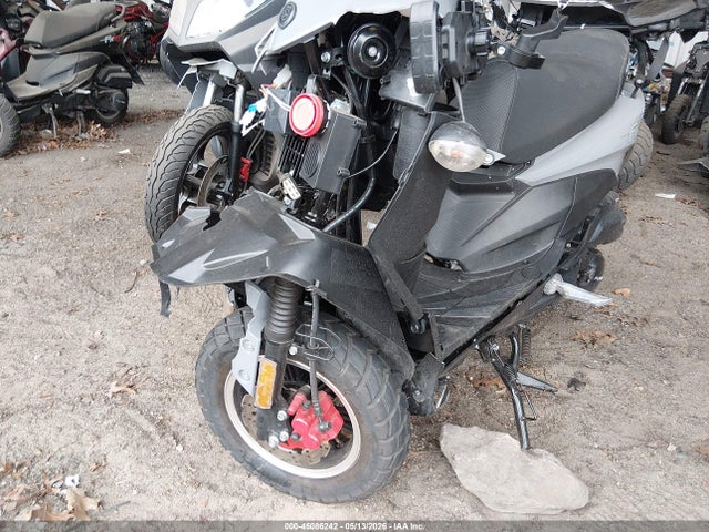 Zhilong St Scooter