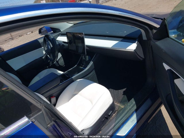 Tesla Model 3 Long Range Dual Motor All-wheel Drive