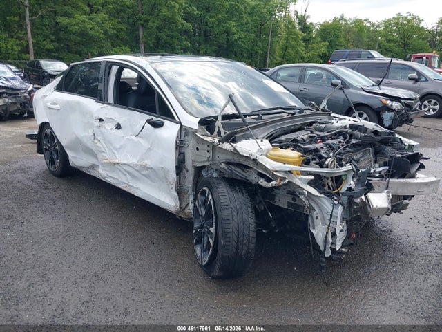 Salvage Kia K5 Image