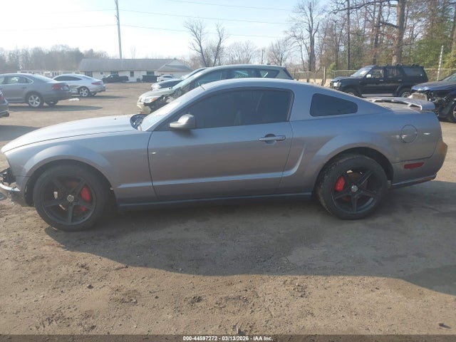 Ford Mustang V6