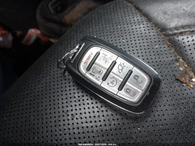 Chrysler Pacifica Limited