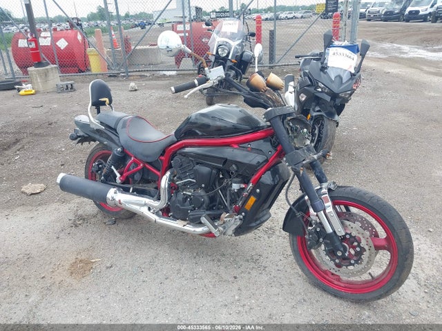 Salvage Hyosung Gv650 Image