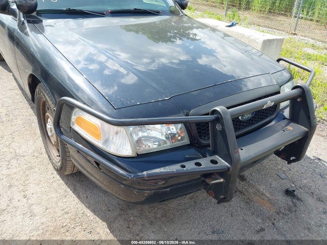 Ford Crown Victoria