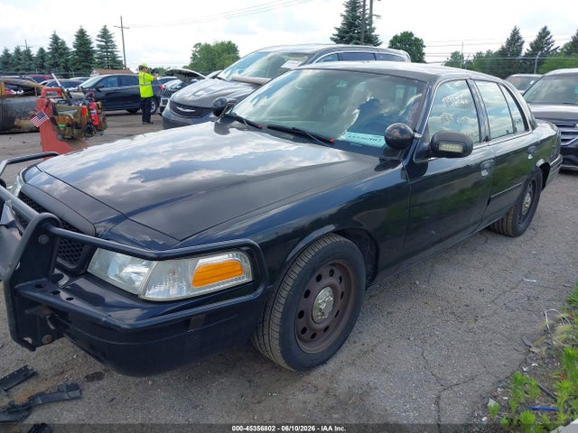 Ford Crown Victoria