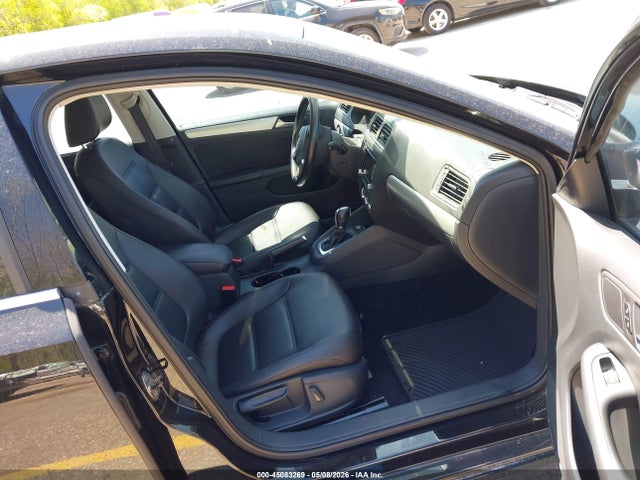 Volkswagen Jetta 1.8t Se