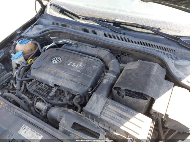 Volkswagen Jetta 1.8t Se