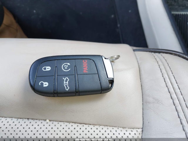 Chrysler 200 C