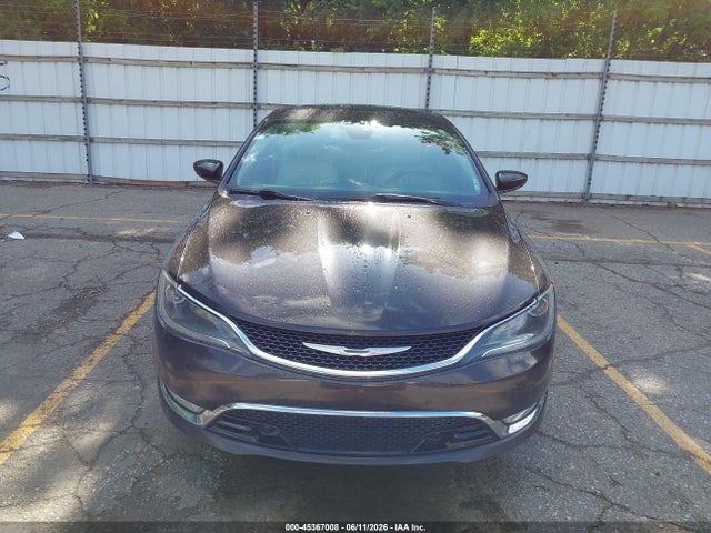 Chrysler 200 C