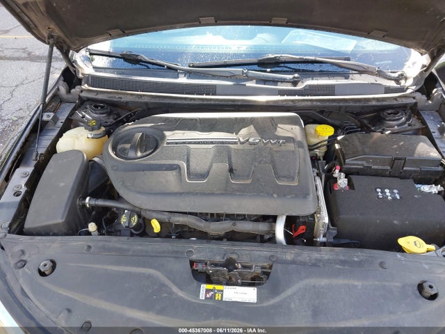 Chrysler 200 C