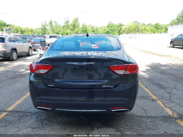 Chrysler 200 C
