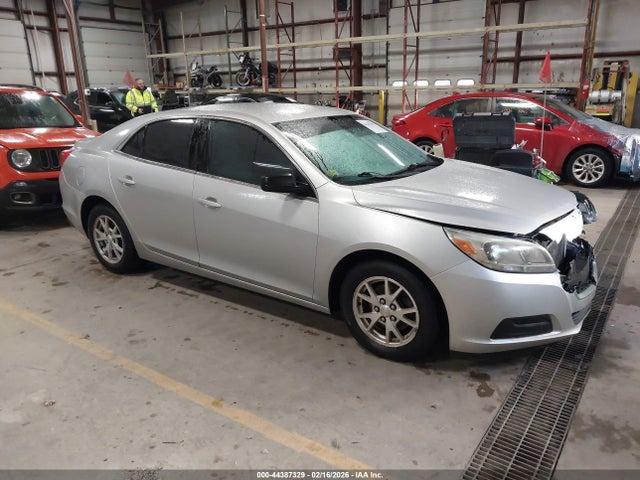 Salvage Chevrolet Malibu Image