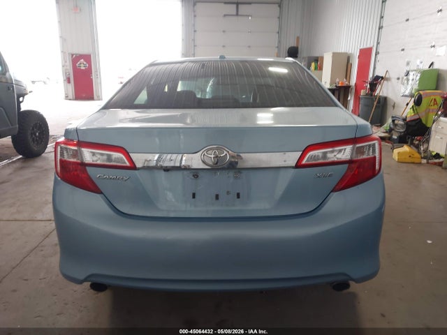 Toyota Camry Xle V6