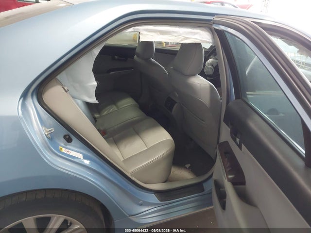 Toyota Camry Xle V6