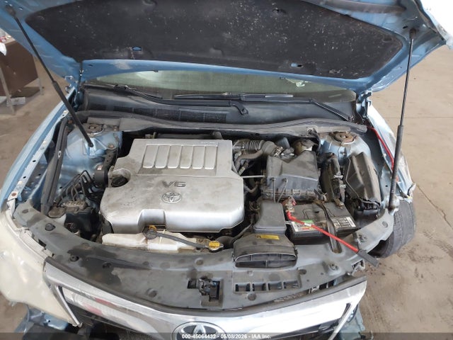 Toyota Camry Xle V6