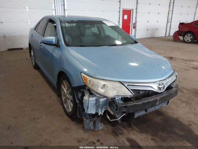 Toyota Camry Xle V6