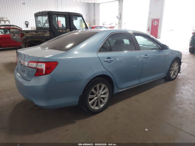 Toyota Camry Xle V6