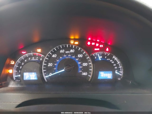 Toyota Camry Xle V6