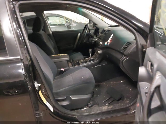Toyota Highlander Sport