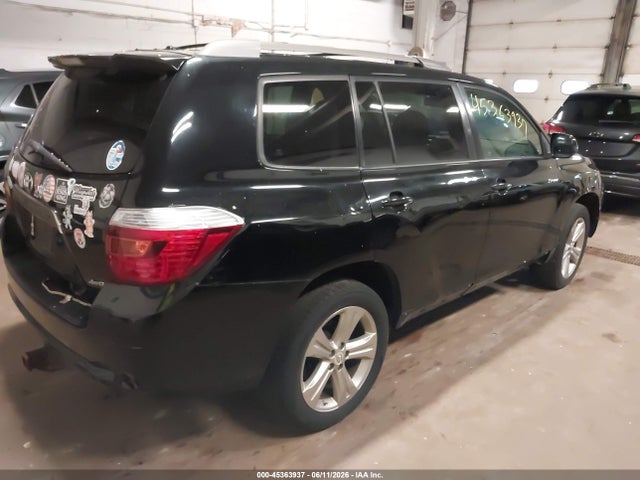 Toyota Highlander Sport