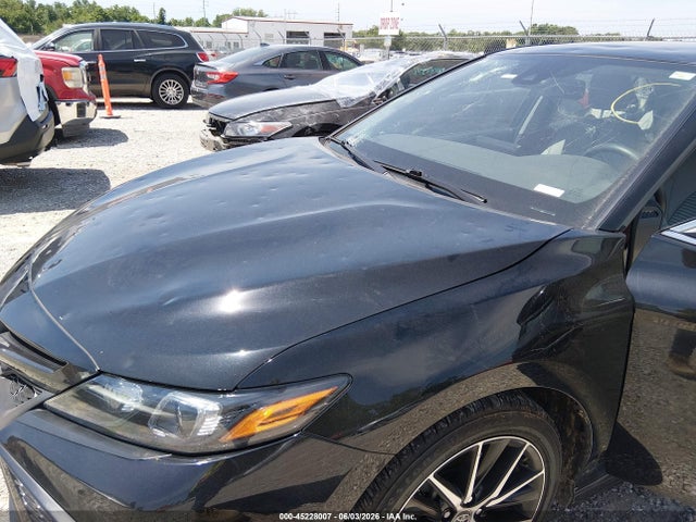 Toyota Camry Se
