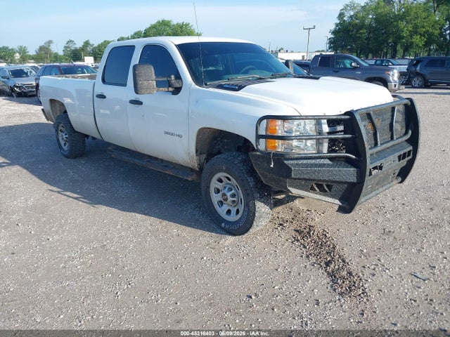 Salvage Chevrolet Silverado 3500 Image