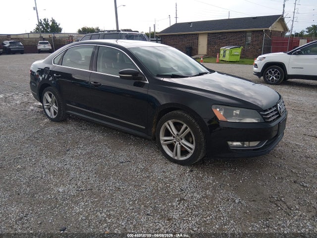 Salvage Volkswagen Passat Image