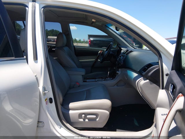 Toyota Highlander Limited V6