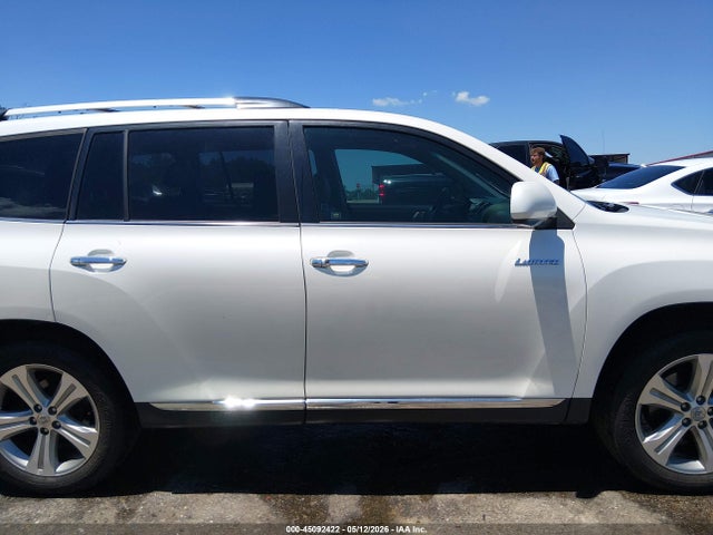 Toyota Highlander Limited V6