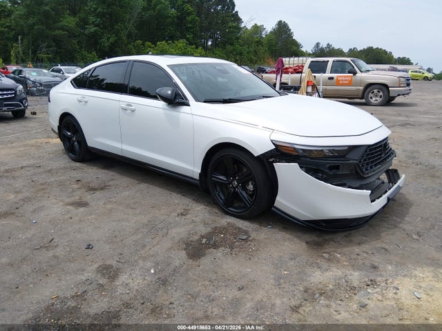 Salvage Honda Accord Image