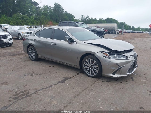 Salvage Lexus Es Image