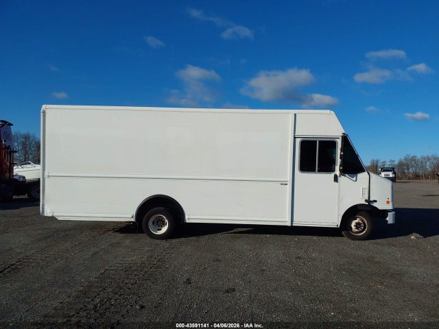 Ford Econoline E450 Super Duty Commercial Stripped Chassis