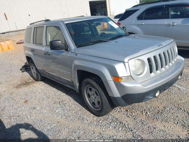 Salvage Jeep Patriot Image