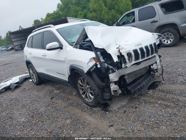 Salvage Jeep Cherokee Image