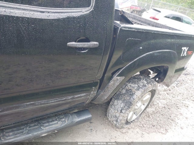 Toyota Tacoma Base V6