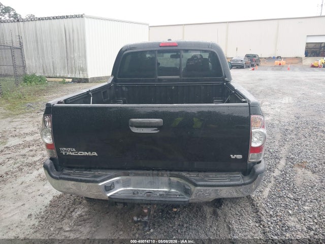 Toyota Tacoma Base V6