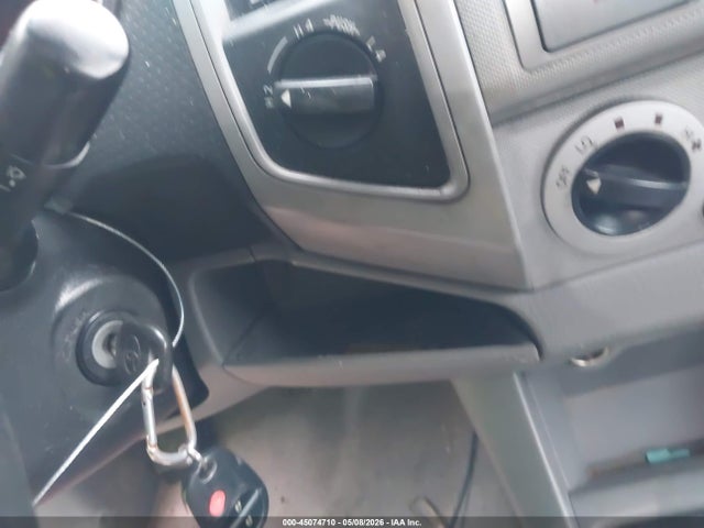 Toyota Tacoma Base V6