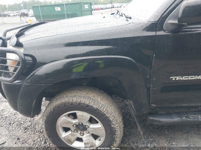 Toyota Tacoma Base V6