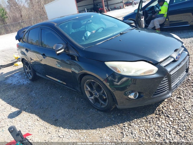 Salvage Ford Focus Image