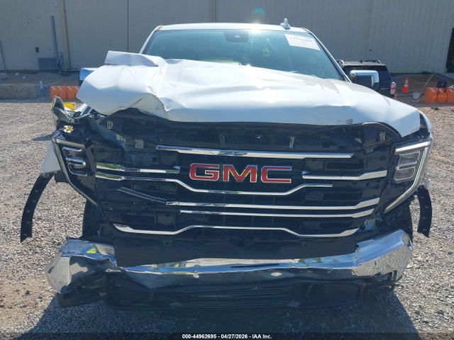 GMC Sierra 1500 2wd  Short Box Slt