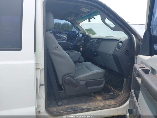 Ford F-250 Xl