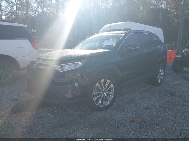 Toyota RAV4 Xle Premium