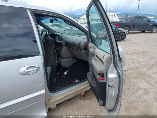 Chrysler Town & Country Limited