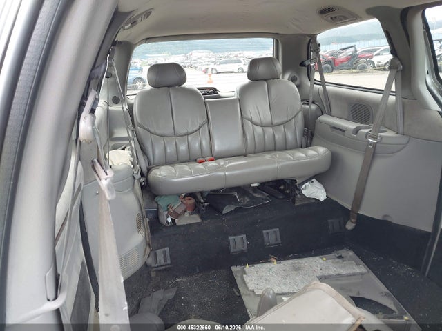 Chrysler Town & Country Limited